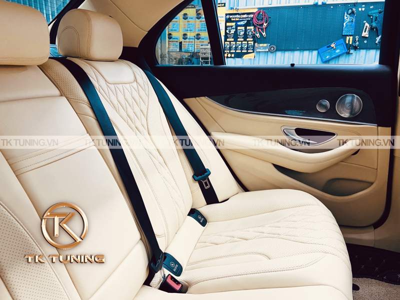 Bọc Ghế Da Cho Xe Mercedes E300 Tại Tphcm