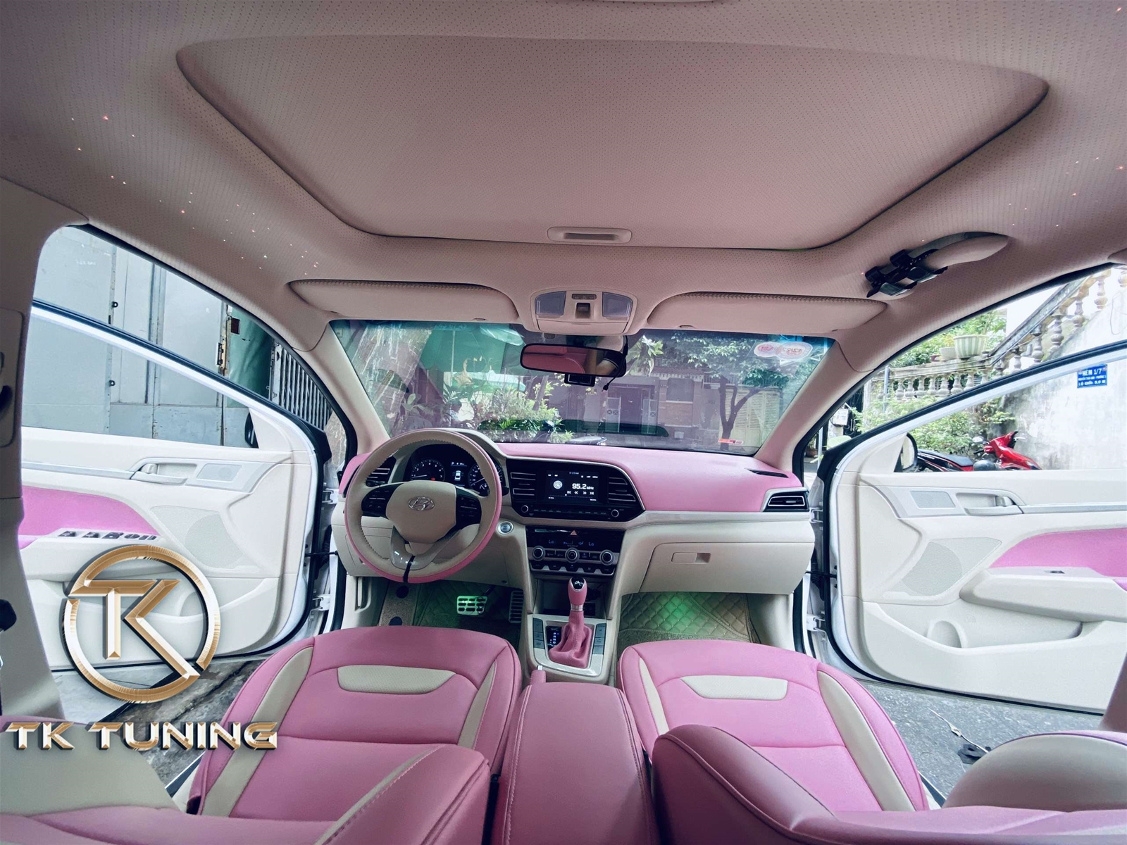 dán trần da cho xe hyundai elantra tại tphcm