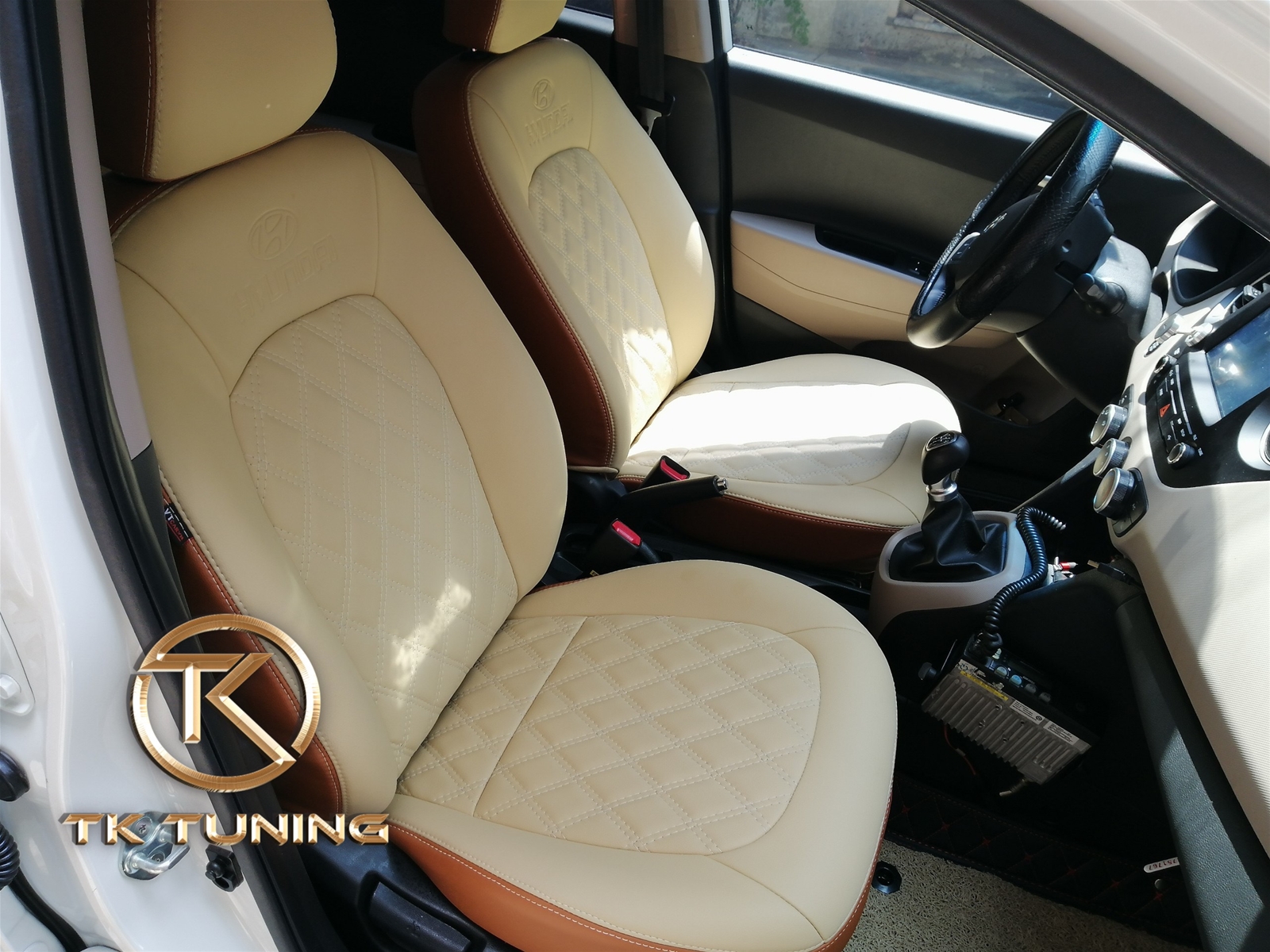bọc ghế da hyundai i10
