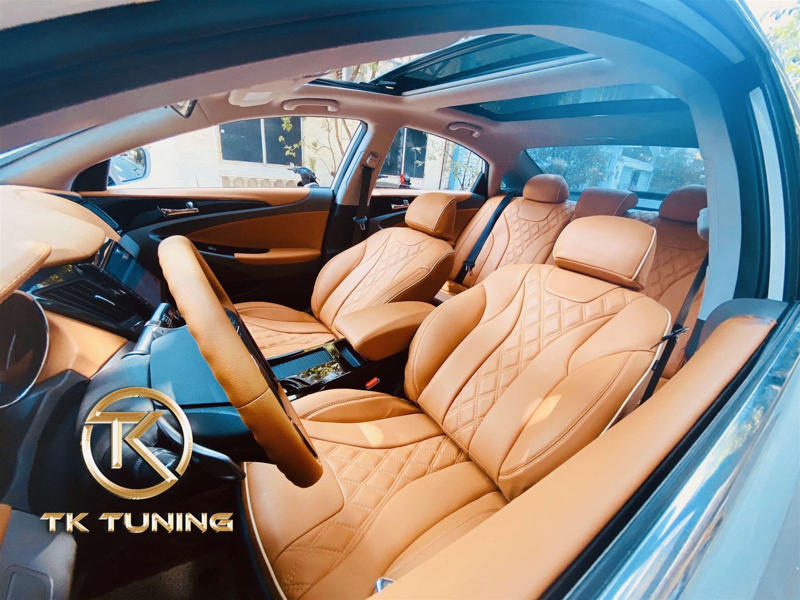 Đổi Màu Nội Thất Xe Hyundai Sonata Tại HCM/ TK Tuning