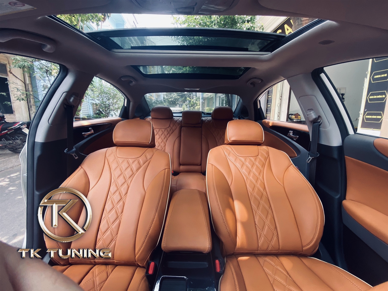 Hyundai Sonata Sơn Mâm Đen Thể Thao Đẹp Khó Cưỡng