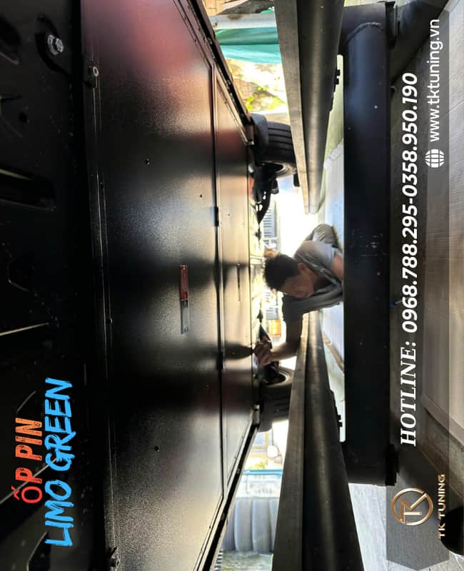 Ốp Pin Vinfast Limo Green Bảo Vệ Trái Tim Xe Điện