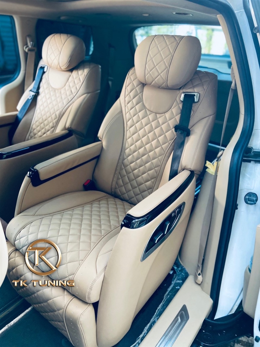 độ ghế limousine cho xe sedona tại tktuning