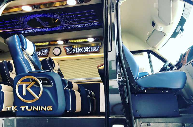 độ ghế limousine cho xe ford transit